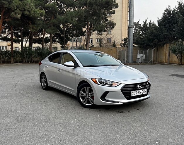 Hyundai Elantra 2017, 107,826 km - 2.0 l - Bakı
