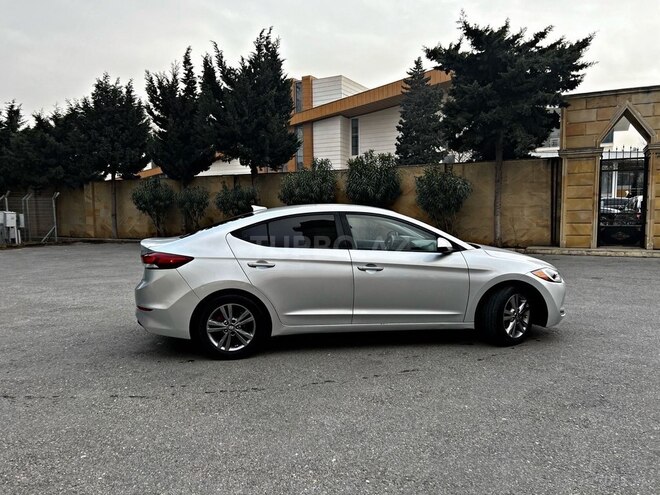 Hyundai Elantra 2017, 107,826 km - 2.0 l - Bakı