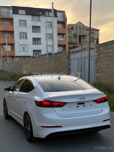 Hyundai Avante 2016, 204,000 km - 1.6 l - Bakı