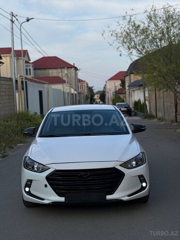 Hyundai Avante 2016, 204,000 km - 1.6 l - Bakı