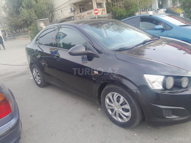 Chevrolet Aveo-2