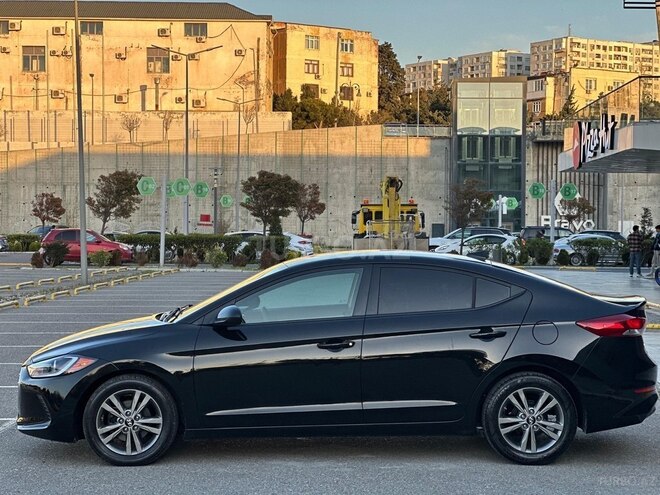Hyundai Elantra 2017, 89,000 km - 2.0 л - Bakı