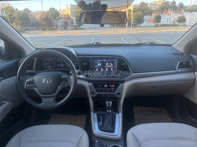 Hyundai Elantra 2017, 89,000 km - 2.0 л - Bakı