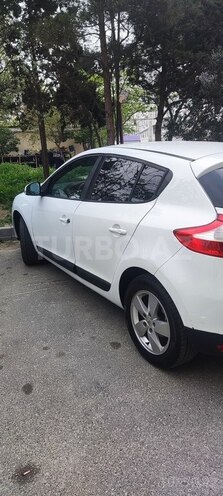 Renault Megane-5