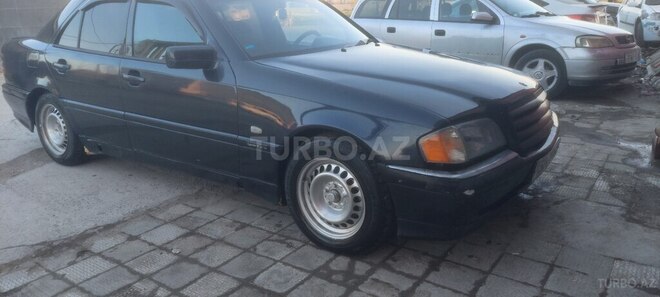 Mercedes C 180 1997, 430,000 km - 1.8 l - Bakı