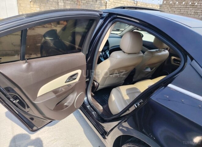 Chevrolet Cruze 2011, 273,400 km - 1.4 l - Bakı