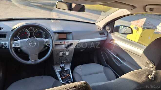 Opel Astra 2006, 310,302 km - 1.3 l - Zaqatala