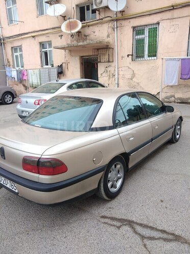 Opel Omega 1996, 234,500 km - 2.5 l - Sumqayıt