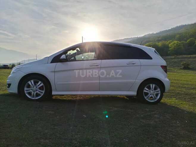 Mercedes B 170 2009, 205,605 km - 1.7 л - Qusar