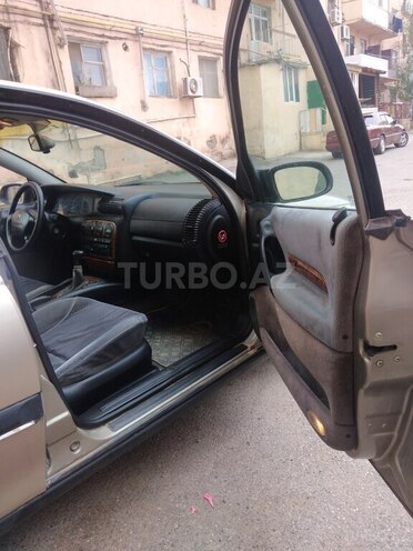 Opel Omega 1996, 234,500 km - 2.5 l - Sumqayıt