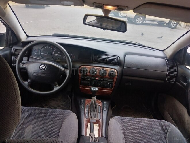 Opel Omega 1996, 234,500 km - 2.5 l - Sumqayıt