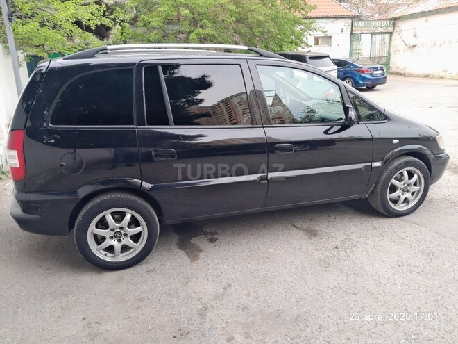 Opel Zafira 2005, 284,400 km - 2.2 l - Bakı
