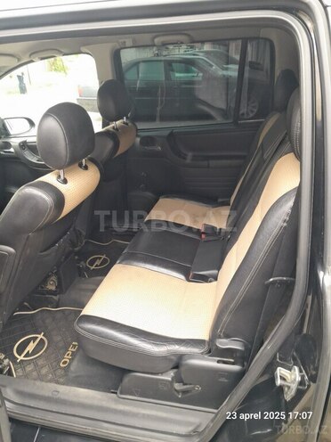 Opel Zafira 2005, 284,400 km - 2.2 l - Bakı