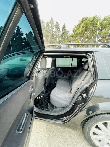 Renault Megane-11