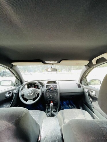 Renault Megane-12