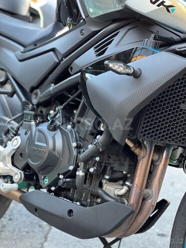 CFMOTO 450 NK-8