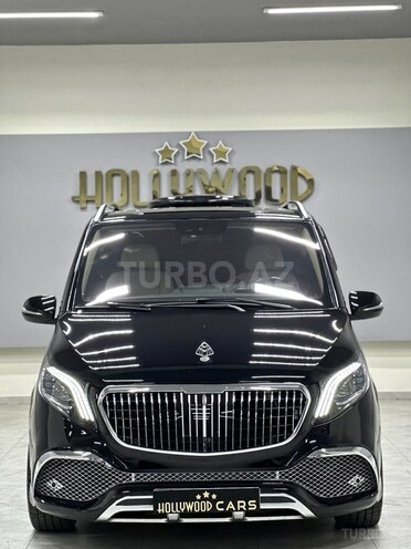 Mercedes V 220-7