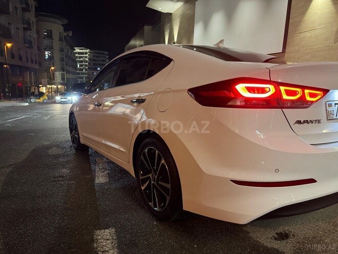 Hyundai Avante 2016, 160,000 km - 1.6 l - Bakı
