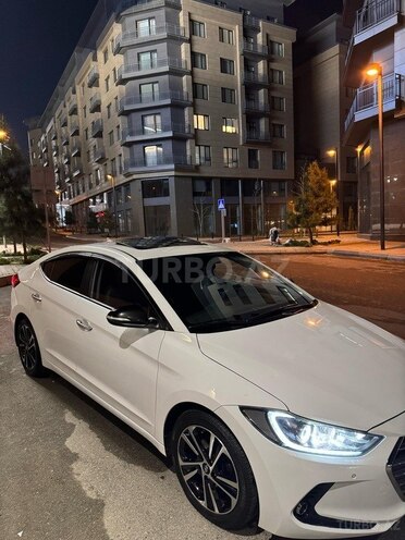 Hyundai Avante 2016, 160,000 km - 1.6 l - Bakı