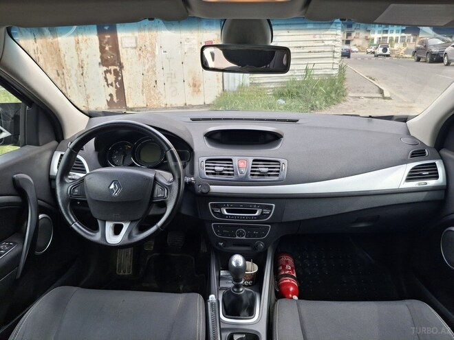 Renault Megane-9