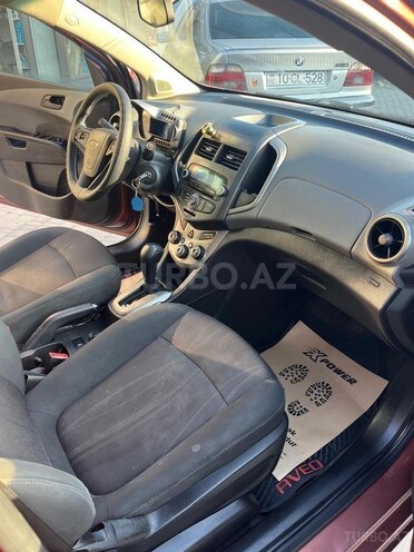 Chevrolet Aveo-14