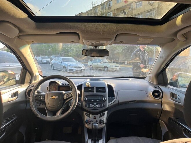 Chevrolet Aveo-3
