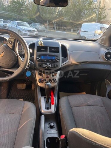 Chevrolet Aveo-18