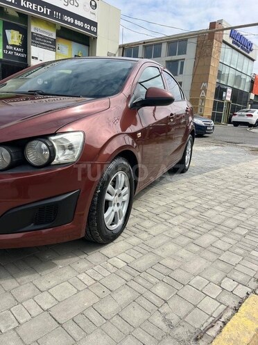 Chevrolet Aveo-21