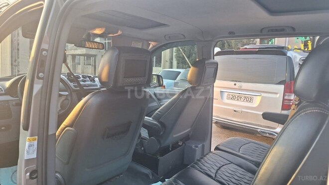 Mercedes Vito 2009, 361,000 km - 3.0 л - Naftalan