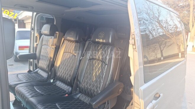 Mercedes Vito 2009, 361,000 km - 3.0 л - Naftalan