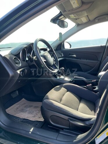 Chevrolet Cruze-11