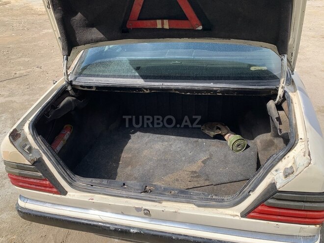 Mercedes E 250 1992, 670,000 km - 2.5 l - Bakı