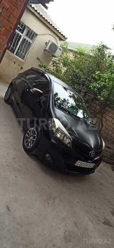 Toyota Vitz 2012, 123,000 km - 1.3 л - Sumqayıt