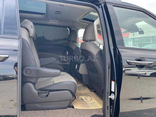 Kia Carnival-26