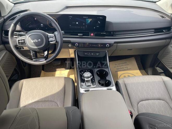 Kia Carnival-15