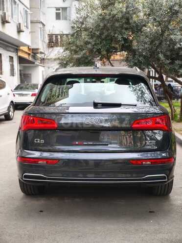 Audi Q5 2017, 30,000 km - 2.0 л - Bakı