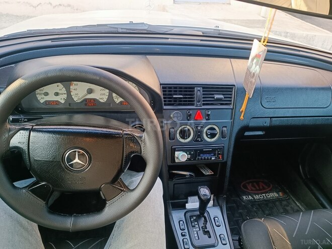 Mercedes C 180 1998, 238,561 km - 1.8 l - Bakı