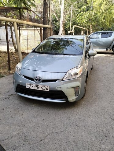 Toyota Prius 2015, 428,086 km - 1.8 л - Bakı