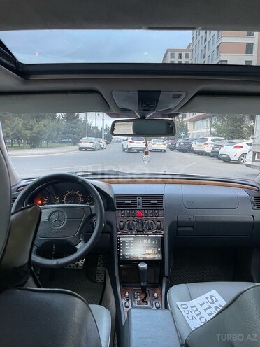 Mercedes C 230 1999, 332,000 km - 2.3 l - Bakı