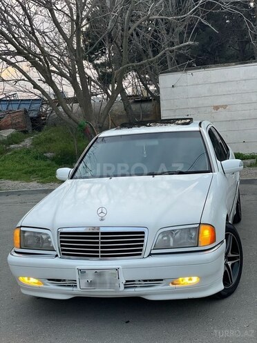 Mercedes C 230 1999, 332,000 km - 2.3 l - Bakı