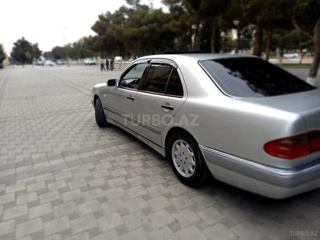 Mercedes E 240 1998, 397,777 km - 2.4 l - Bakı