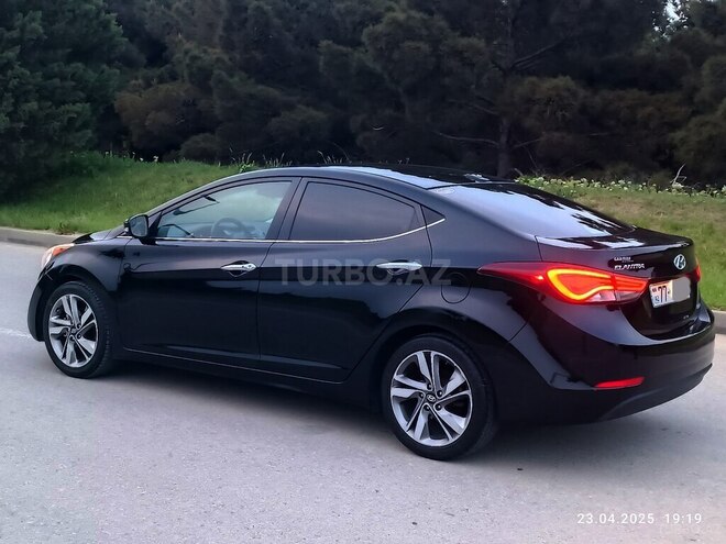 Hyundai Elantra 2015, 101,800 km - 1.8 l - Bakı