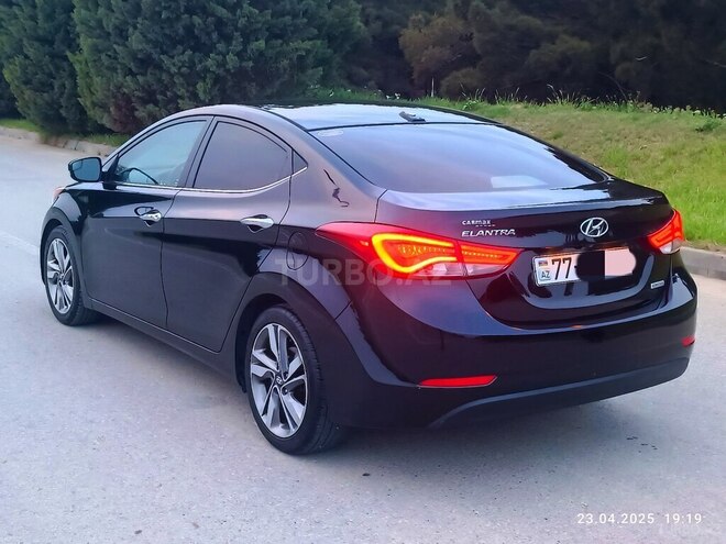 Hyundai Elantra 2015, 101,800 km - 1.8 l - Bakı