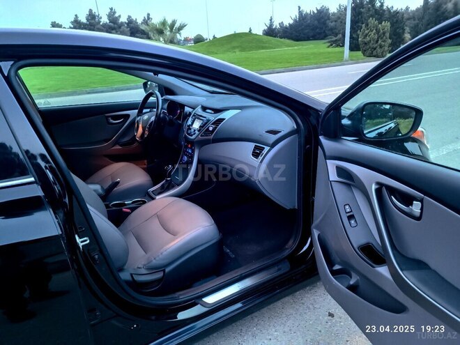 Hyundai Elantra 2015, 101,800 km - 1.8 l - Bakı