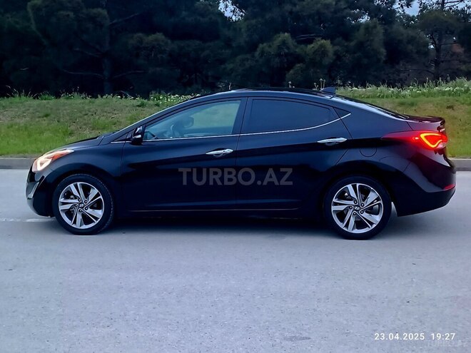 Hyundai Elantra 2015, 101,800 km - 1.8 l - Bakı