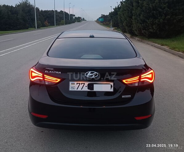 Hyundai Elantra 2015, 101,800 km - 1.8 l - Bakı