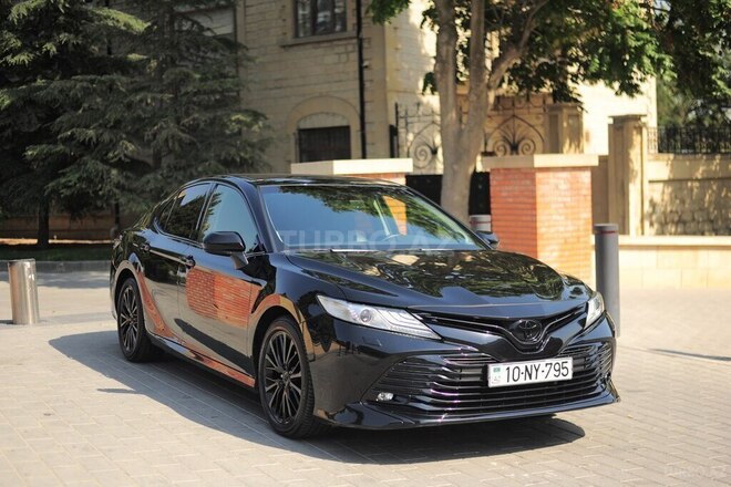 Toyota Camry-3