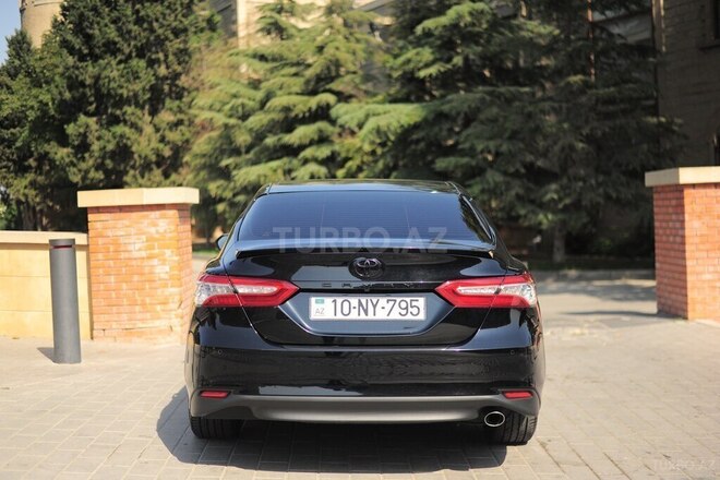 Toyota Camry-10