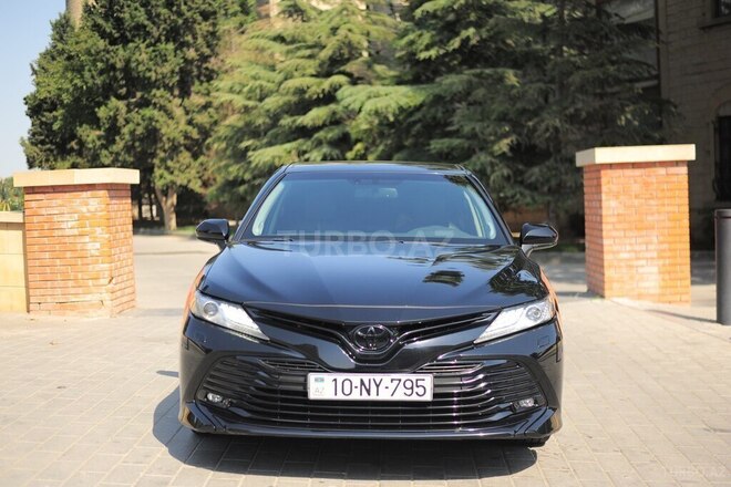 Toyota Camry-5