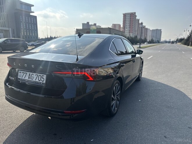 Skoda Octavia 2023, 26,500 km - 1.6 л - Bakı